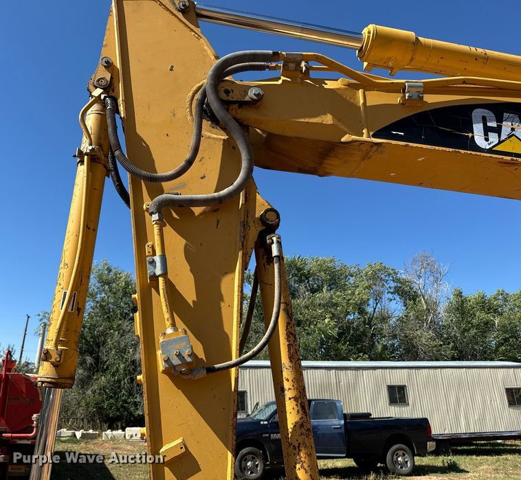 image for item EE7711 2001 Caterpillar 312B L excavator