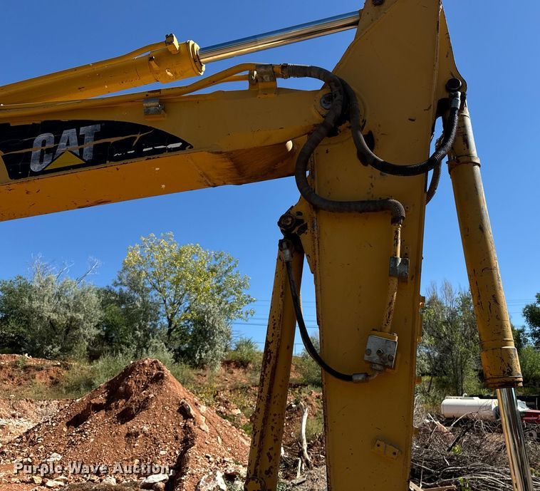 image for item EE7711 2001 Caterpillar 312B L excavator