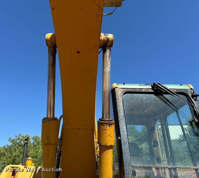image for item EE7711 2001 Caterpillar 312B L excavator