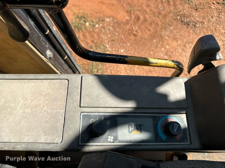 image for item EE7711 2001 Caterpillar 312B L excavator