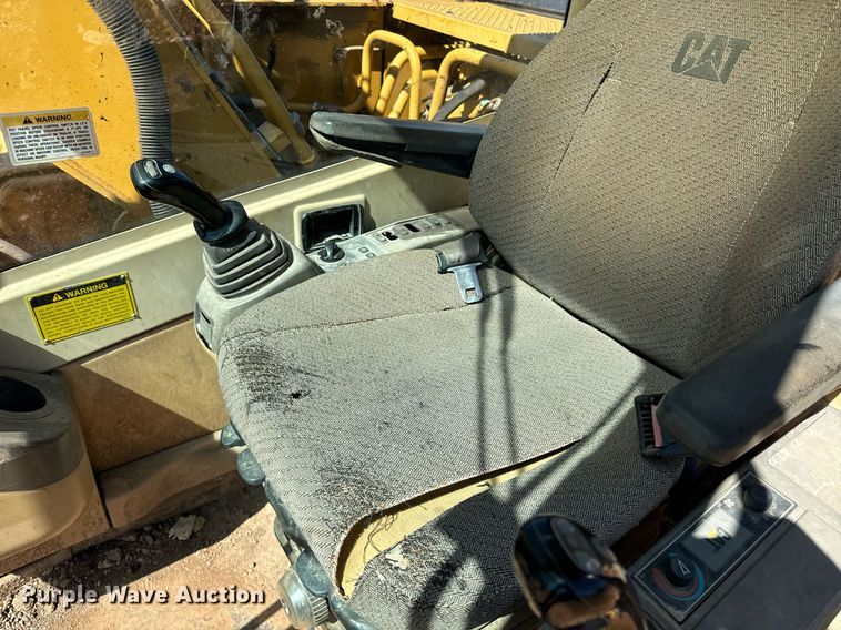 image for item EE7711 2001 Caterpillar 312B L excavator