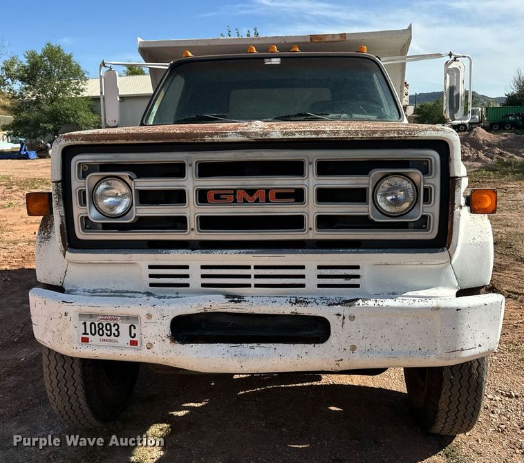 image for item EE7713 1984 GMC 7000 dump truck