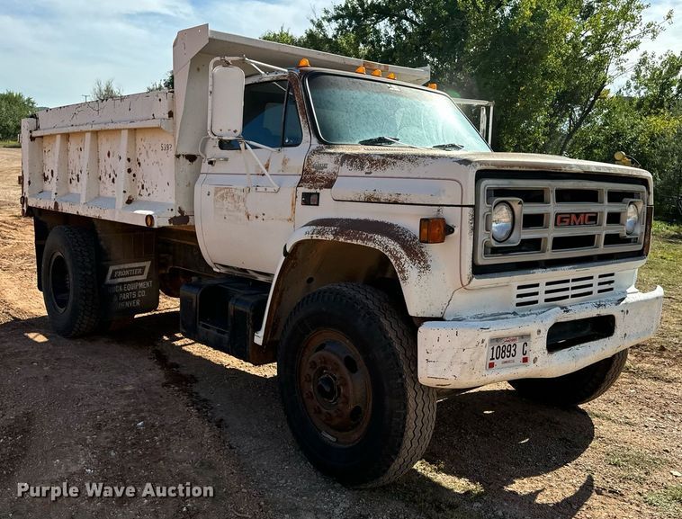 image for item EE7713 1984 GMC 7000 dump truck