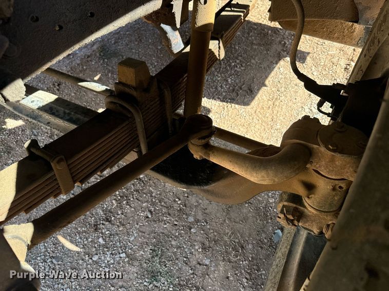 image for item EE7713 1984 GMC 7000 dump truck