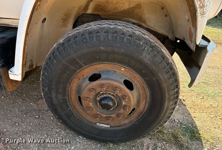 image for item EE7713 1984 GMC 7000 dump truck