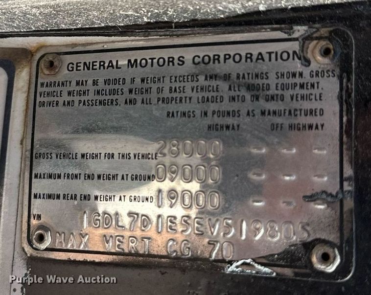 image for item EE7713 1984 GMC 7000 dump truck