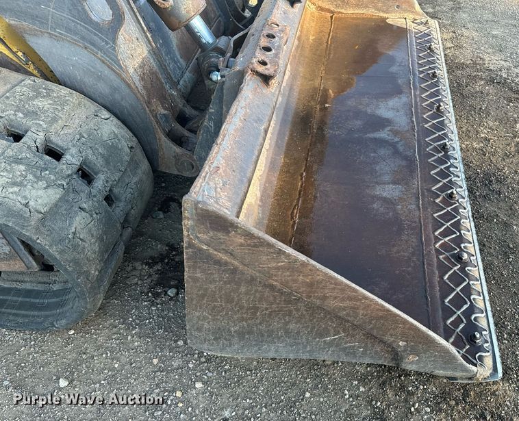 image for item EE7715 2012 Volvo MCT125C tracked skid steer loader