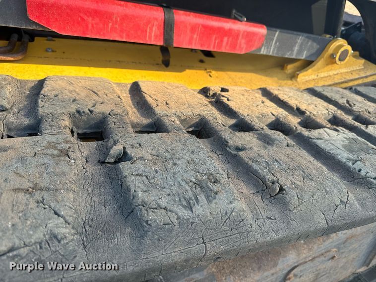 image for item EE7715 2012 Volvo MCT125C tracked skid steer loader