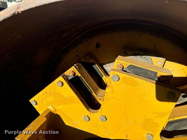 image for item EE7716 Champion SuperPac 600 single drum vibratory roller