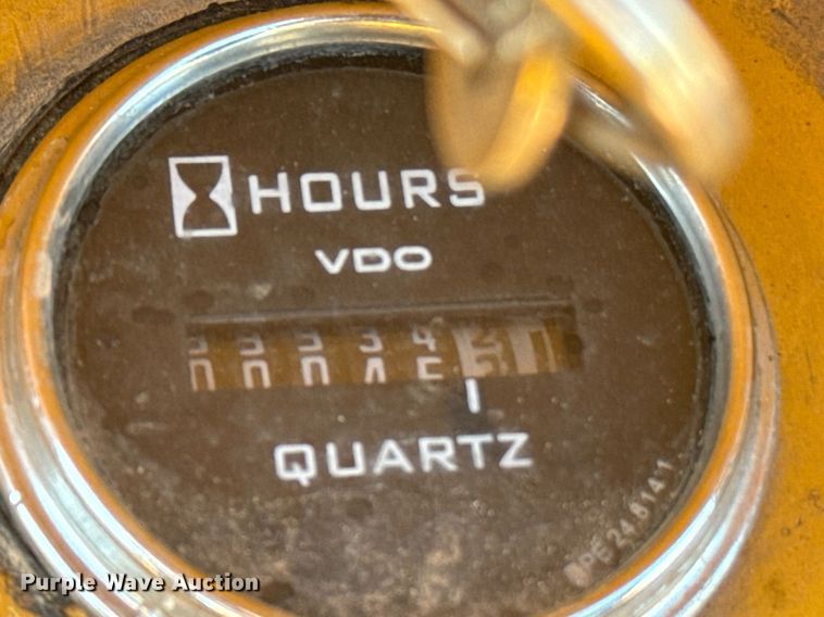 image for item EE7716 Champion SuperPac 600 single drum vibratory roller