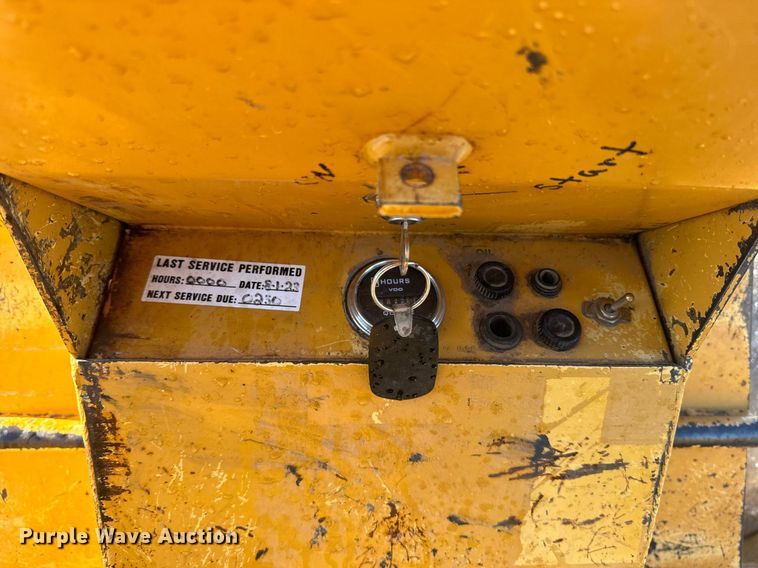 image for item EE7716 Champion SuperPac 600 single drum vibratory roller