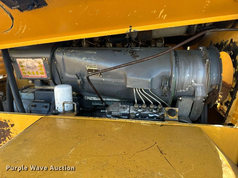 image for item EE7716 Champion SuperPac 600 single drum vibratory roller