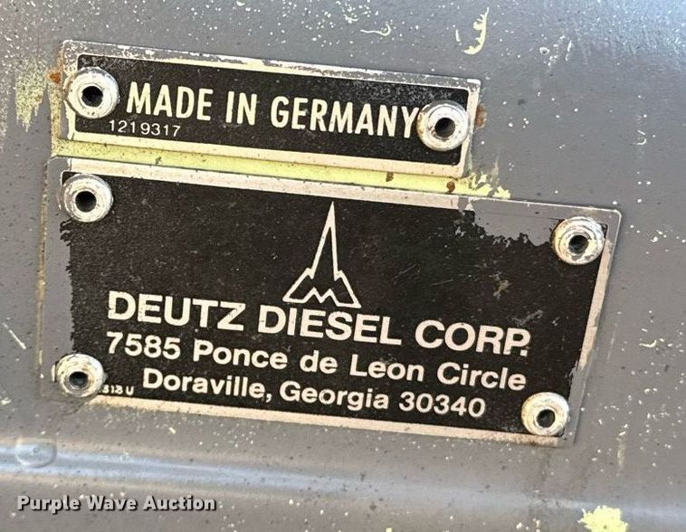 image for item EE7716 Champion SuperPac 600 single drum vibratory roller