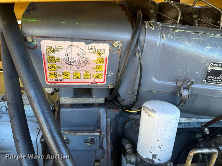 image for item EE7716 Champion SuperPac 600 single drum vibratory roller