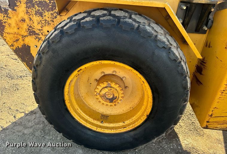 image for item EE7716 Champion SuperPac 600 single drum vibratory roller