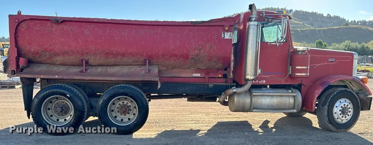 image for item EE7717 1988 Peterbilt 379 dump truck
