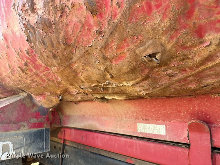 image for item EE7717 1988 Peterbilt 379 dump truck