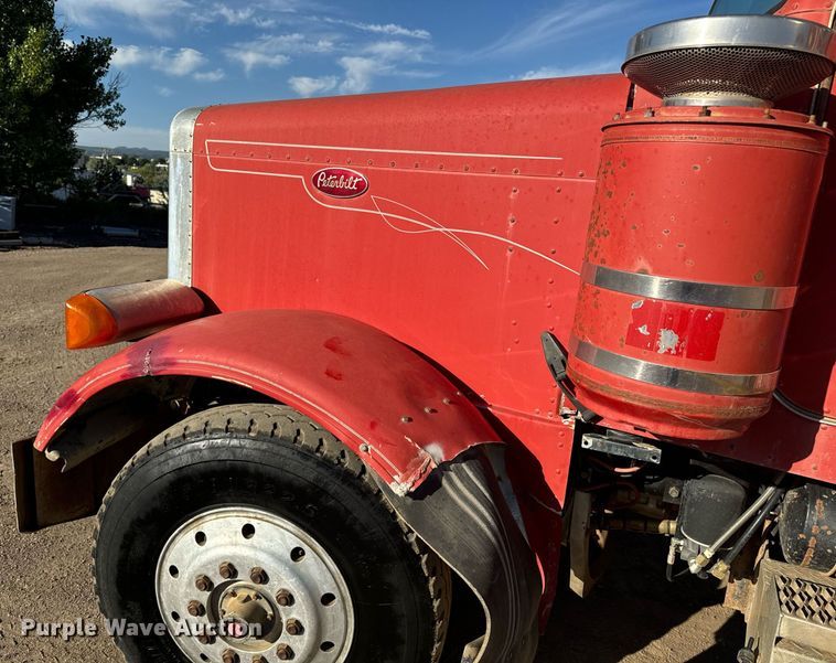 image for item EE7717 1988 Peterbilt 379 dump truck