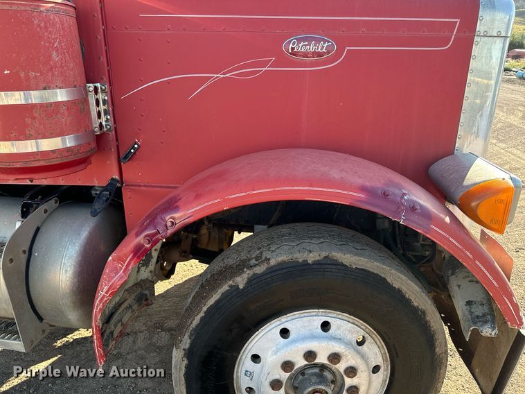 image for item EE7717 1988 Peterbilt 379 dump truck