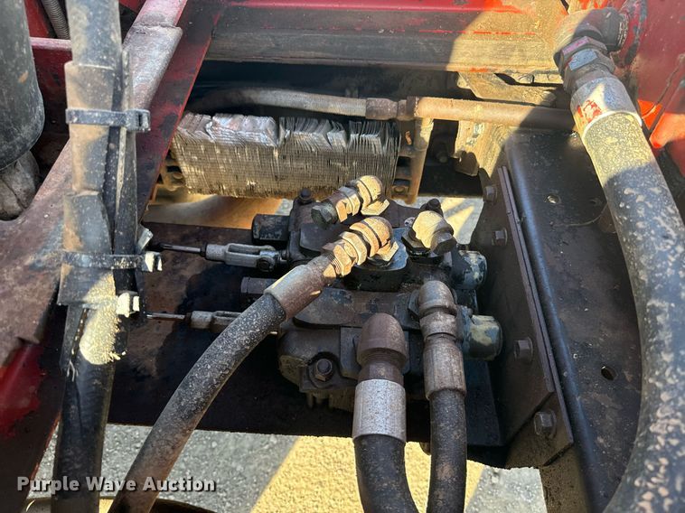 image for item EE7717 1988 Peterbilt 379 dump truck