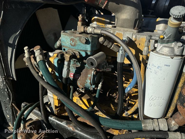 image for item EE7717 1988 Peterbilt 379 dump truck