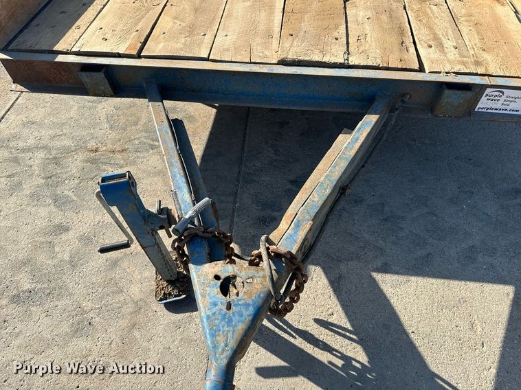 image for item EE7719 1995 Shop built utility trailer