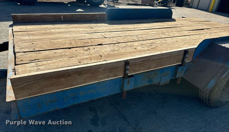 image for item EE7719 1995 Shop built utility trailer