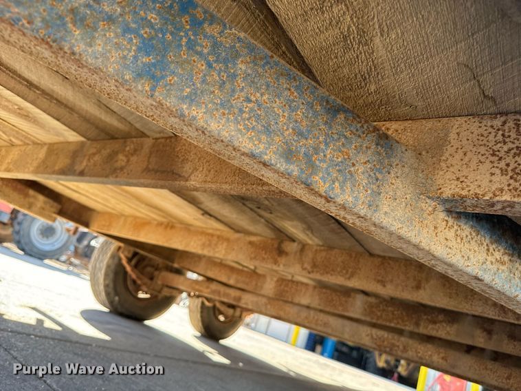 image for item EE7719 1995 Shop built utility trailer