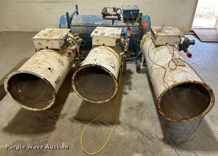 image for item EE7723 (4) heaters