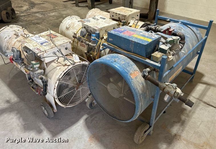 image for item EE7723 (4) heaters