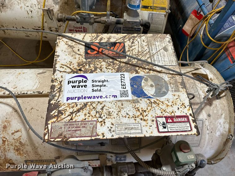 image for item EE7723 (4) heaters