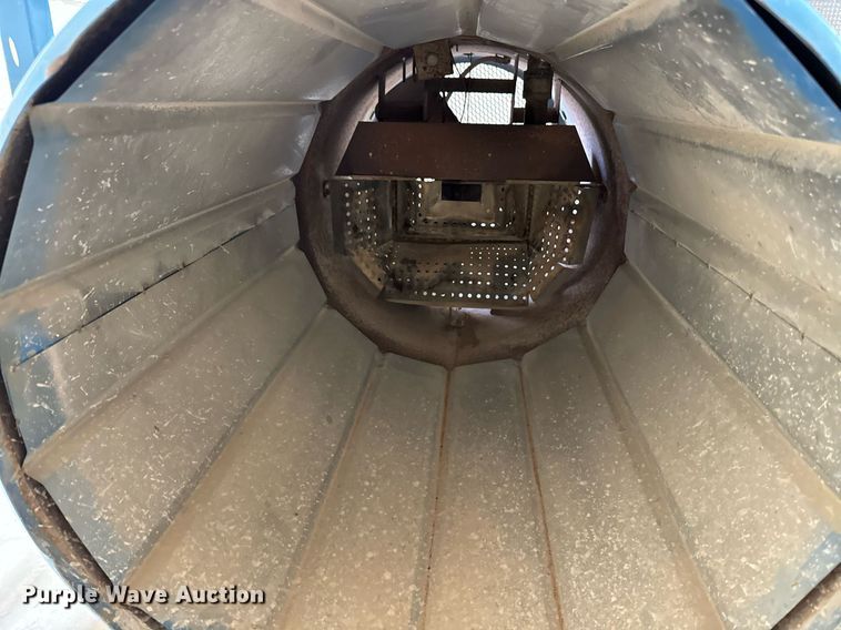 image for item EE7723 (4) heaters