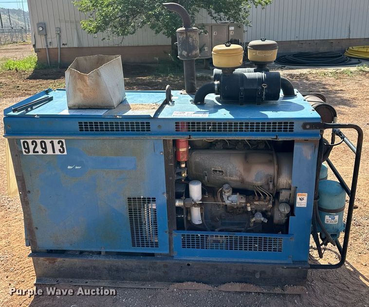 image for item EE7727 Miller Air Pak welder/generator