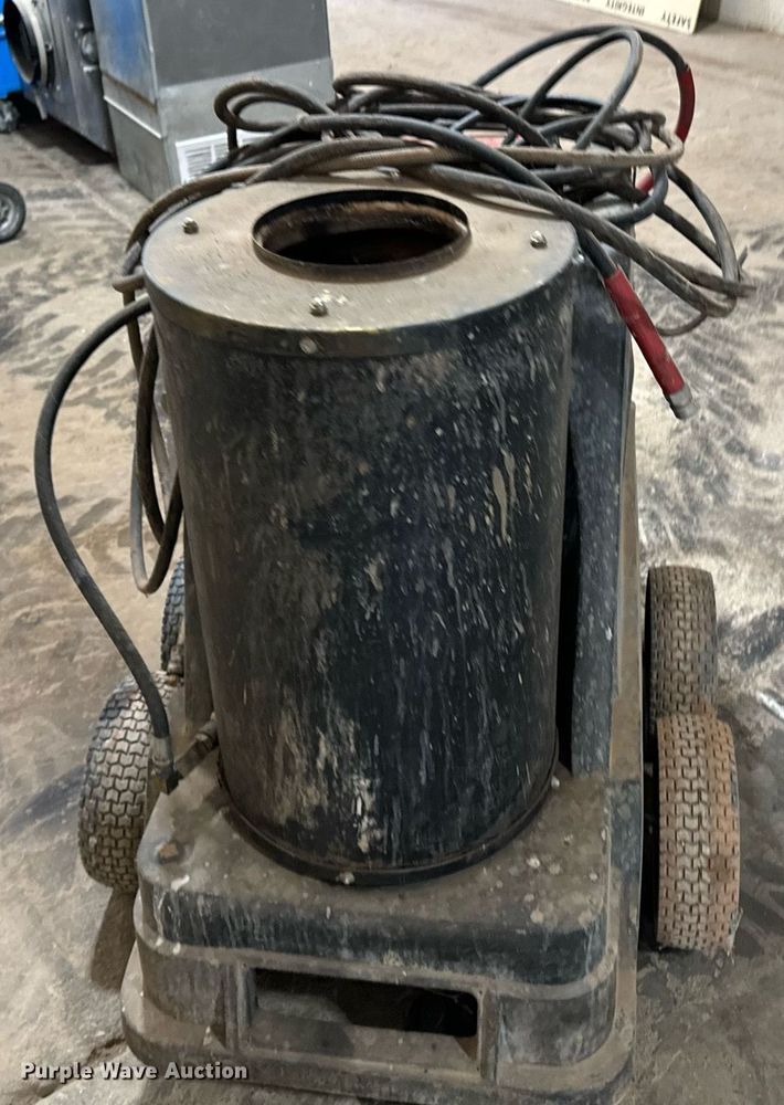 image for item EE7728 Pressure washer