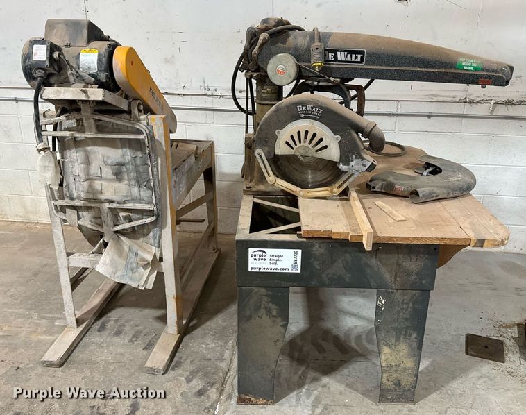 image for item EE7730 (2) saws