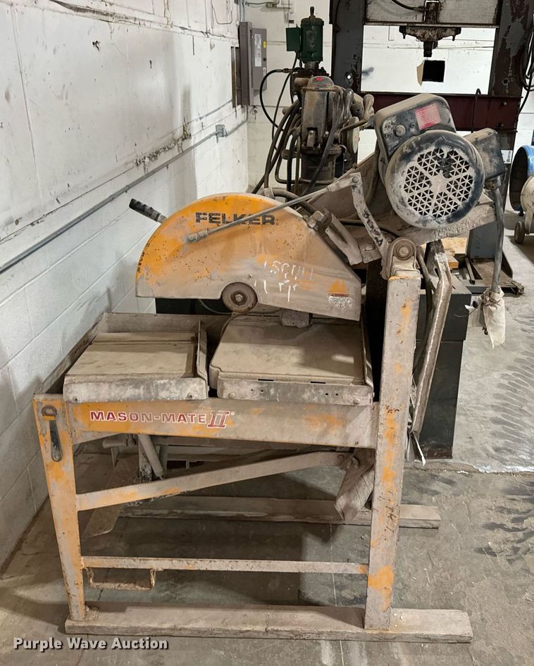 image for item EE7730 (2) saws