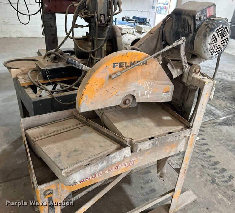 image for item EE7730 (2) saws