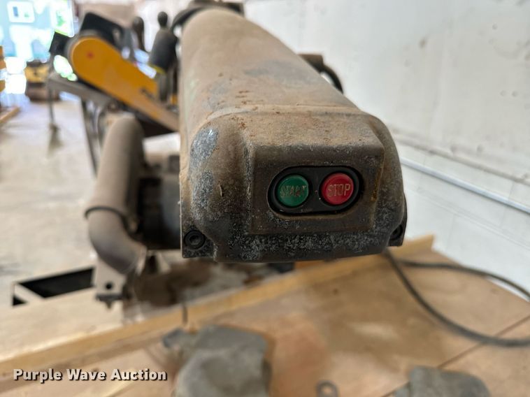 image for item EE7730 (2) saws