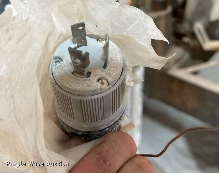 image for item EE7730 (2) saws