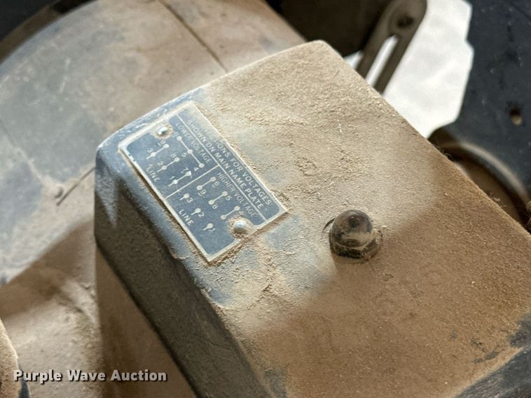 image for item EE7730 (2) saws