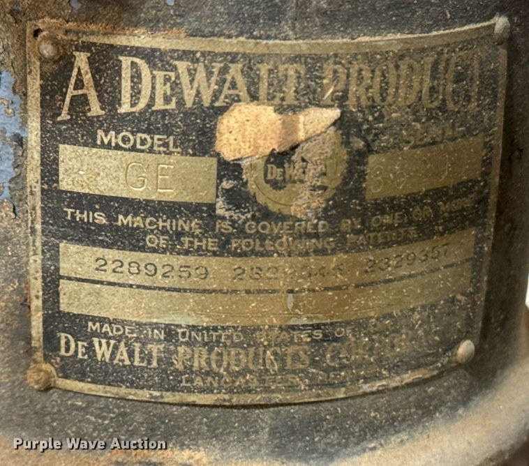 image for item EE7730 (2) saws