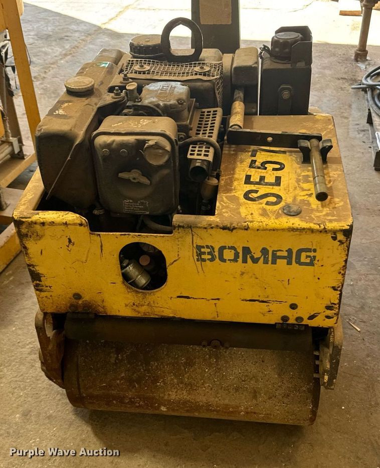 image for item EE7731 Bomag BW 65 H trench compactor