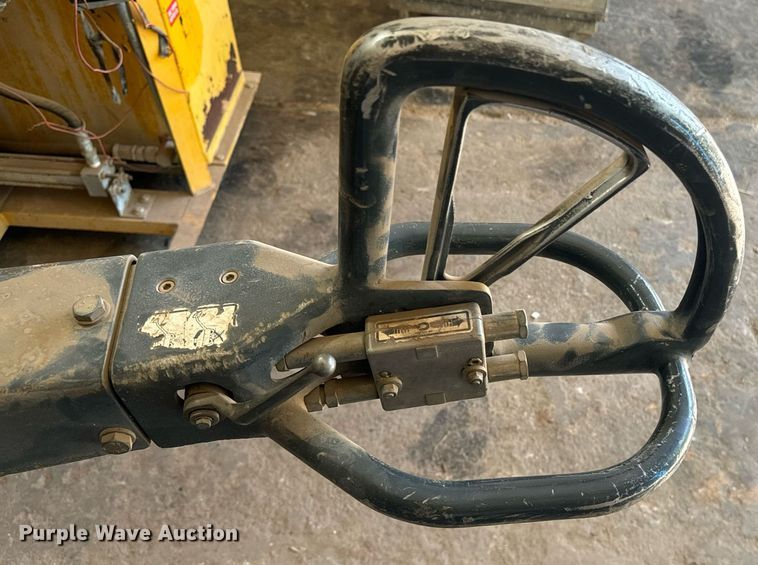 image for item EE7731 Bomag BW 65 H trench compactor