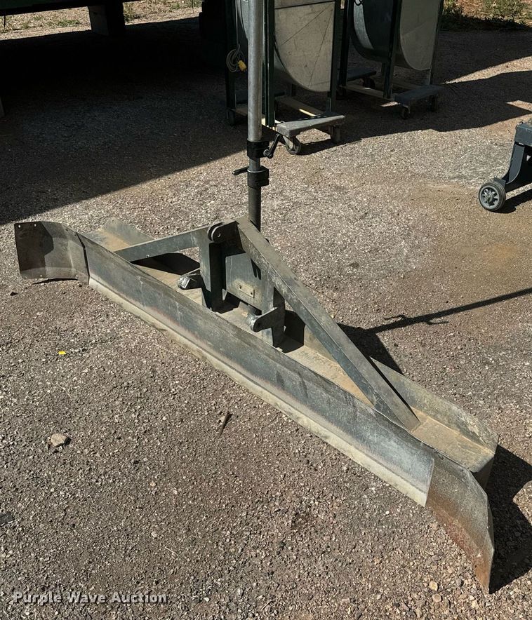 image for item EE7737 Somero concrete equipment