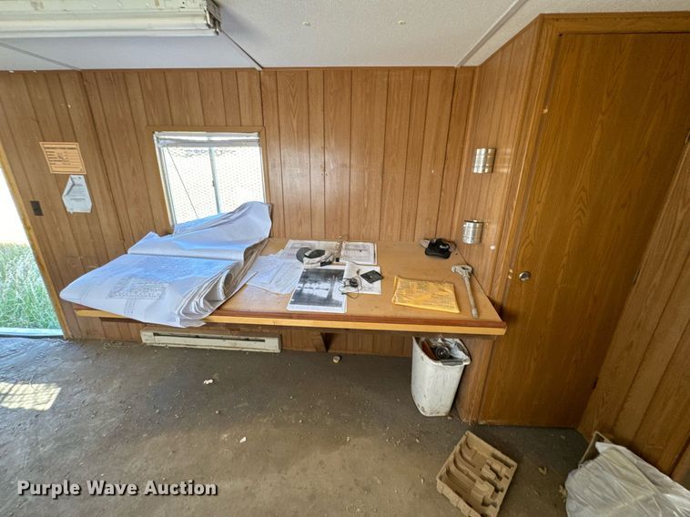 image for item EE7740 1997 Miller job site trailer