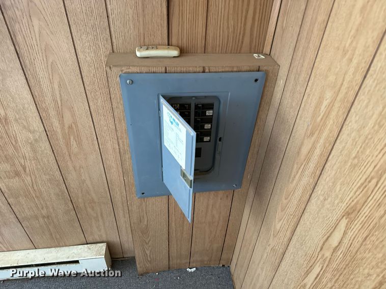 image for item EE7740 1997 Miller job site trailer