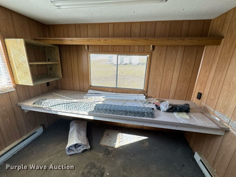 image for item EE7740 1997 Miller job site trailer