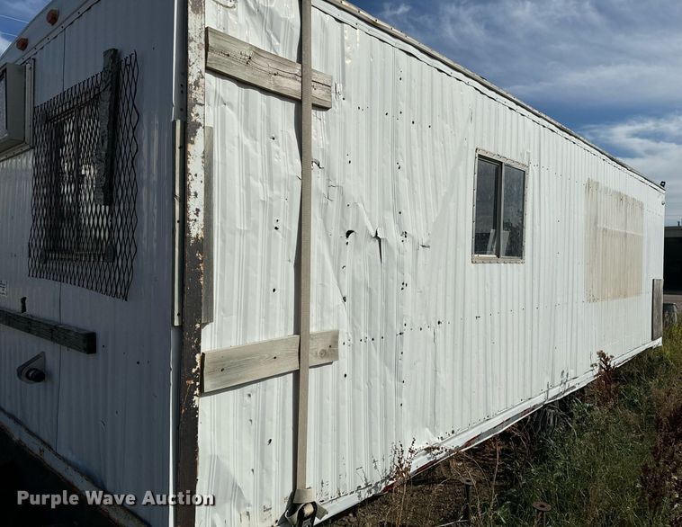 image for item EE7742 1995 Arro 8x28 Job trailer