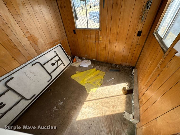 image for item EE7742 1995 Arro 8x28 Job trailer