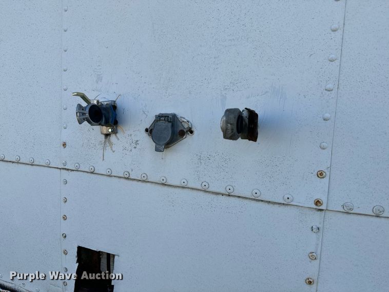 image for item EE7744 1972 Trailmobile A11A-ICAW dry van trailer